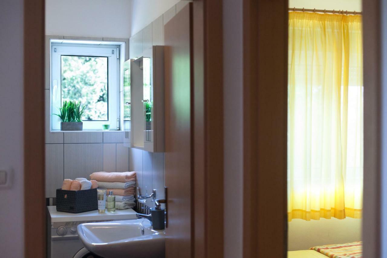 Apartment Helga Ližnjan Екстериор снимка