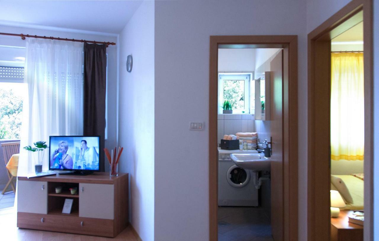 Apartment Helga Ližnjan Екстериор снимка