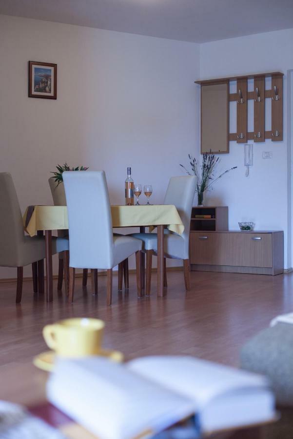 Apartment Helga Ližnjan Екстериор снимка