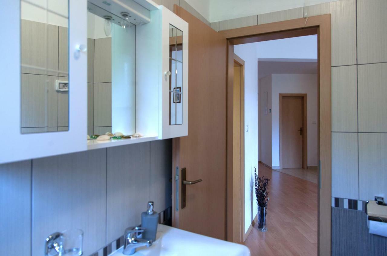 Apartment Helga Ližnjan Екстериор снимка