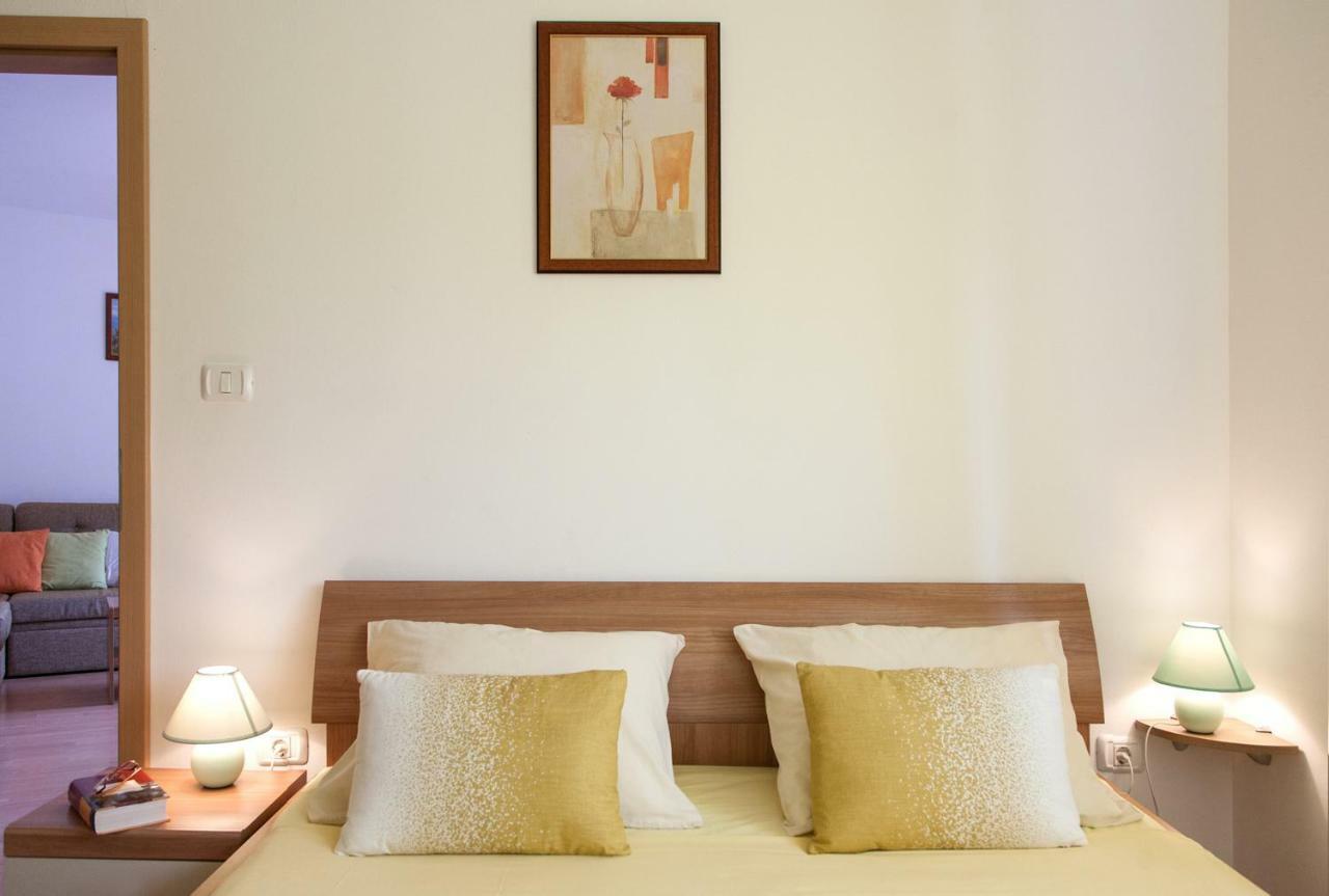 Apartment Helga Ližnjan Екстериор снимка