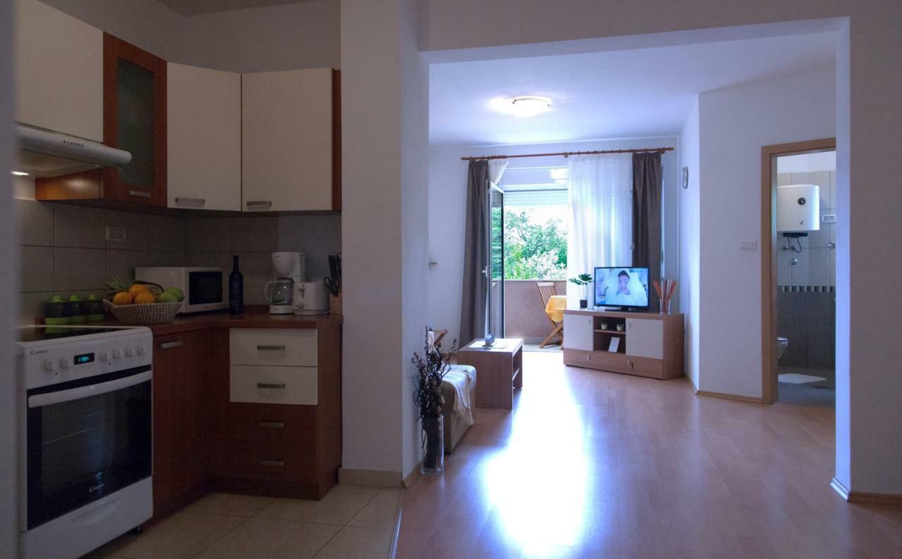 Apartment Helga Ližnjan Екстериор снимка